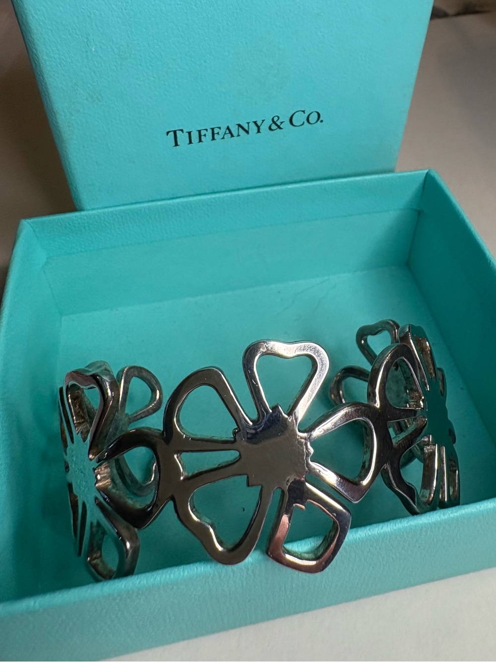 Tiffany & Co. Openwork Elsa Peretti Hibiscus Cuff Bracelet Sterling Silver